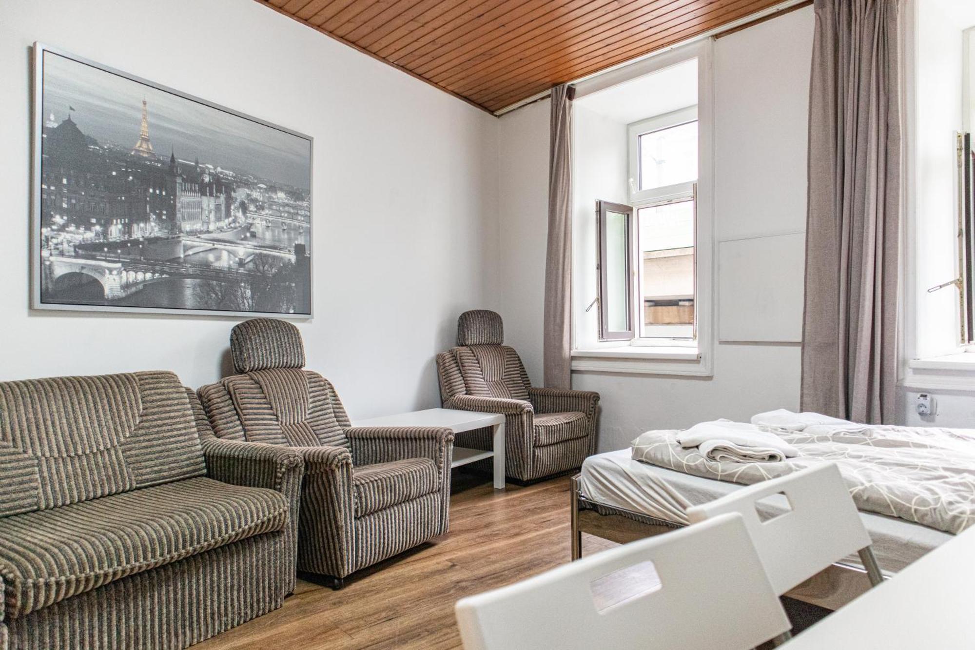 Affordable 1br Next To Millennium Tower Apartment Wien